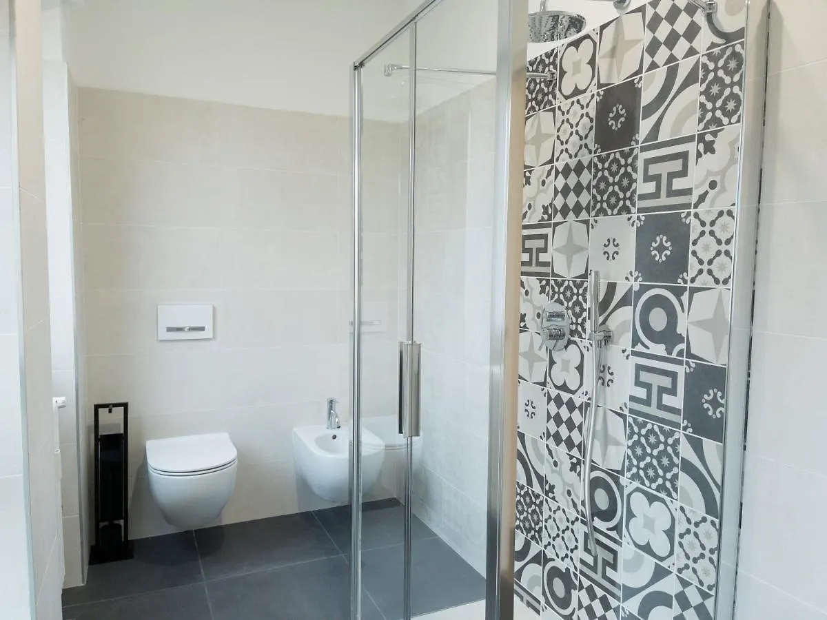 Casa Castelli Verona - Self Check-In Guest house